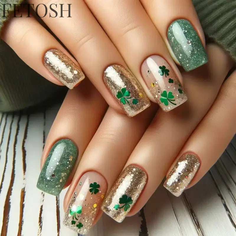 24Pcs Medium Short Square False Nails Glittering Nail Art White Wearable Fake Nail Silver French Full Cover Press on Nail Tips
