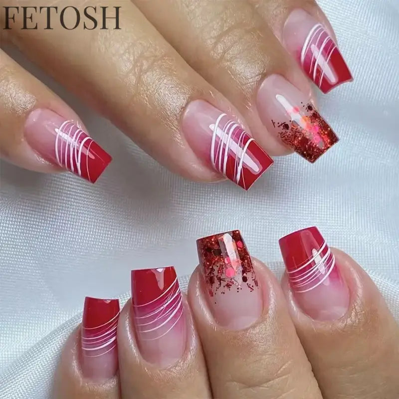 24Pcs Medium Short Square False Nails Glittering Nail Art White Wearable Fake Nail Silver French Full Cover Press on Nail Tips