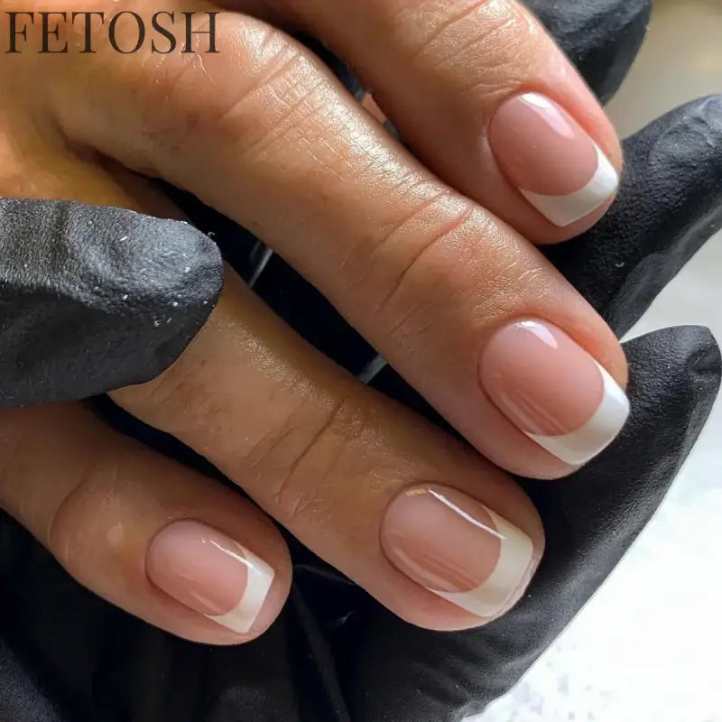 24Pcs Shiny Pearl Wearable False Nails Short Square Fake Nail Simple Summer Press on Nails Detachable Full Cover Nail Tips