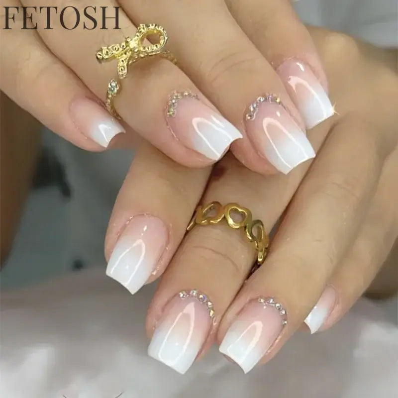 24Pcs Shiny Pearl Wearable False Nails Short Square Fake Nail Simple Summer Press on Nails Detachable Full Cover Nail Tips