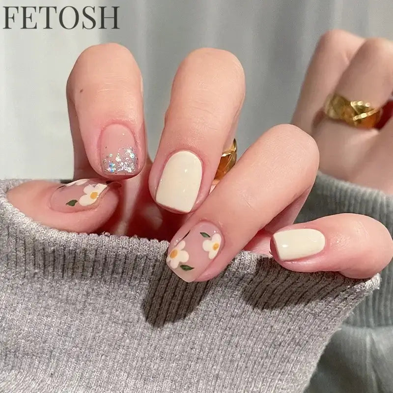 24pcs Short Cute False Nails Polka Dot Star Design Fake Nails Full Coverage Waterproof Removable Artificial Press on Nails
