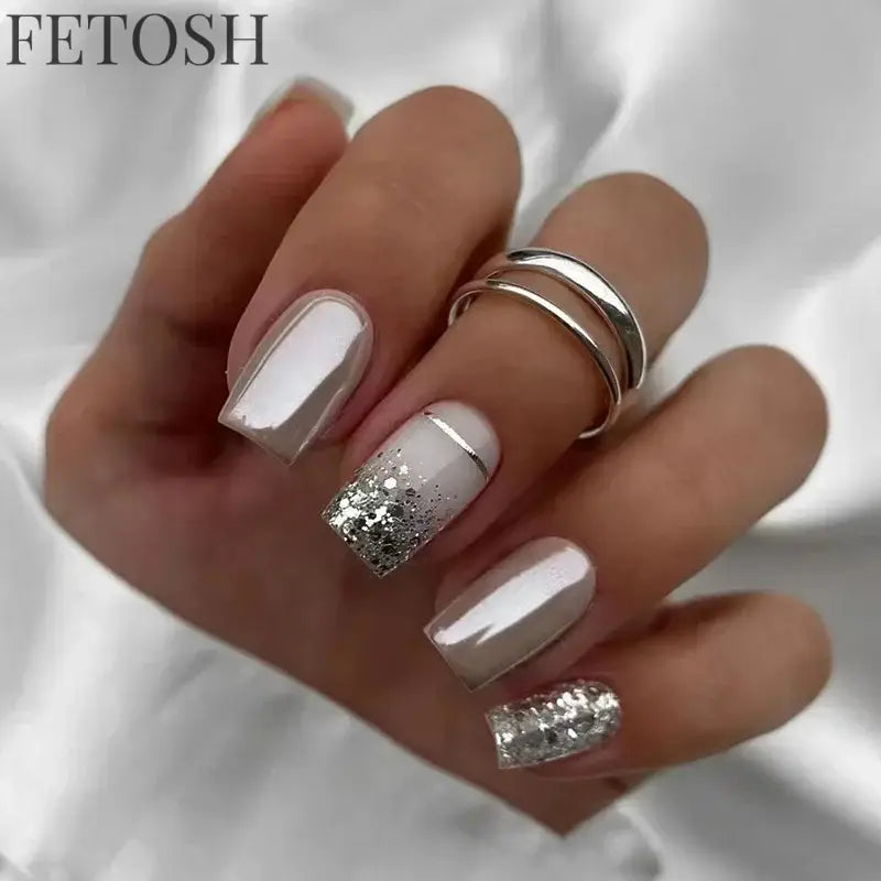24Pcs Shiny Pearl Wearable False Nails Short Square Fake Nail Simple Summer Press on Nails Detachable Full Cover Nail Tips
