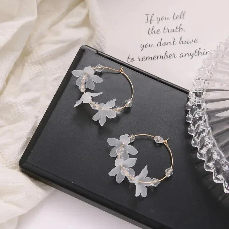 Women's Pearl Petal Ball Earrings Fashion Trend Long Flower Ball Earrings DIY Geometric Ear Buckle Party Holiday Jewelry Gifts