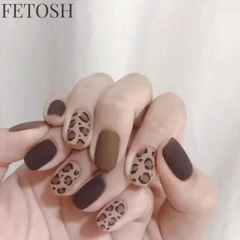 24pcs Short Cute False Nails Polka Dot Star Design Fake Nails Full Coverage Waterproof Removable Artificial Press on Nails