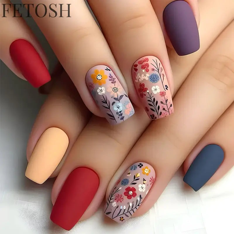 24Pcs Sweet Countryside Flowers False Nails Coffin with Jelly Glue Simple Flower Butterfly French Short Removable Wearable Nails