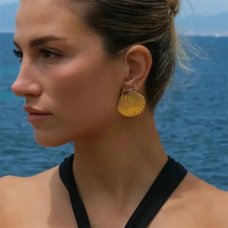 Vintage Stainless Steel Gold Plated Texture Snail Conch Shell Earrings for Women CZ Zircon Starfish Earring Beach Jewelry Gifts
