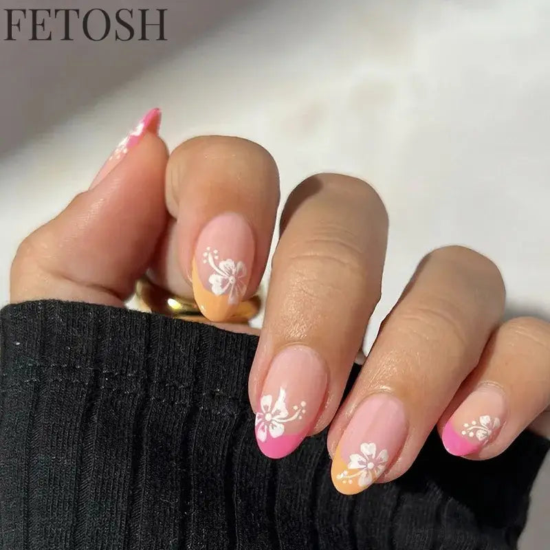 24Pcs Simple Green French False Nails Short Almond Fake Nails with Wave Line Design Wearable Round Head Press on Nail Tips