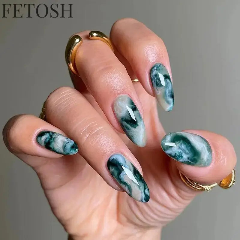 24Pcs Simple Green French False Nails Short Almond Fake Nails with Wave Line Design Wearable Round Head Press on Nail Tips