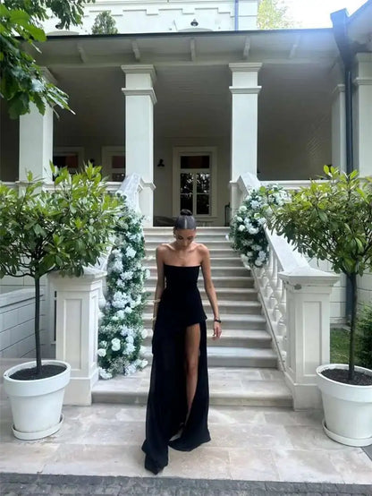 Mozision Elegant Strapless Sexy Maxi Dress For Women Gown With Scarf Off-shoulder Sleeveless Backless Split Beach Long Dress