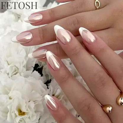 24Pcs Simple Green French False Nails Short Almond Fake Nails with Wave Line Design Wearable Round Head Press on Nail Tips