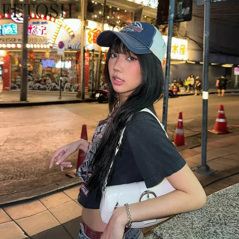 Gothic Tee Y2k Letter Print Off Shoulder Punk T-shirts Women Harajuku Summer Streetwear Grunge T Shirt Aesthetic Sexy