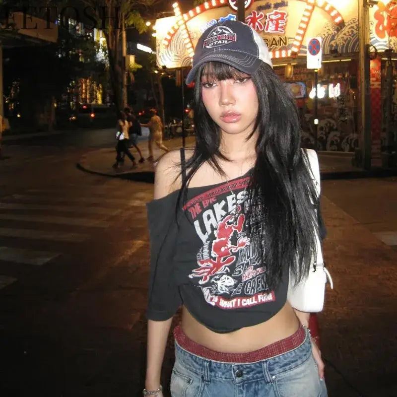 Gothic Tee Y2k Letter Print Off Shoulder Punk T-shirts Women Harajuku Summer Streetwear Grunge T Shirt Aesthetic Sexy