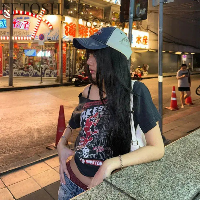 Gothic Tee Y2k Letter Print Off Shoulder Punk T-shirts Women Harajuku Summer Streetwear Grunge T Shirt Aesthetic Sexy