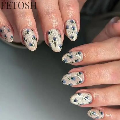 24Pcs Simple Green French False Nails Short Almond Fake Nails with Wave Line Design Wearable Round Head Press on Nail Tips