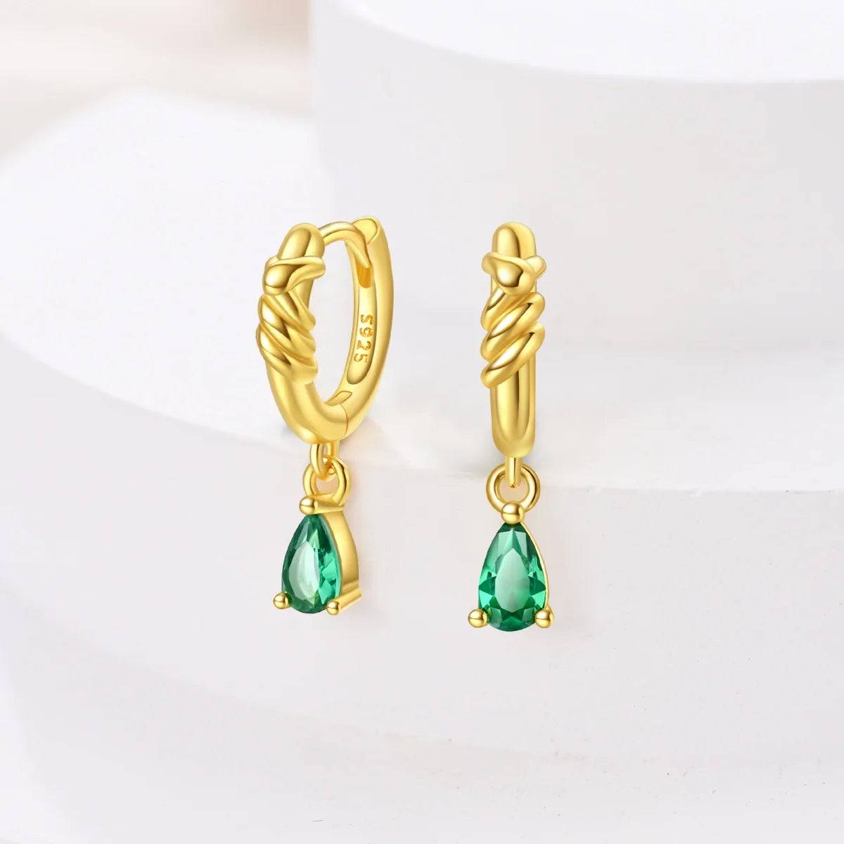 Women's 925 Sterling Silver Classic Gold Pearl Inlaid Earrings Elegant Suitable For Engagement Wedding Party Exquisite Jewelry