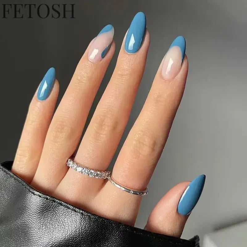 24Pcs Simple Green French False Nails Short Almond Fake Nails with Wave Line Design Wearable Round Head Press on Nail